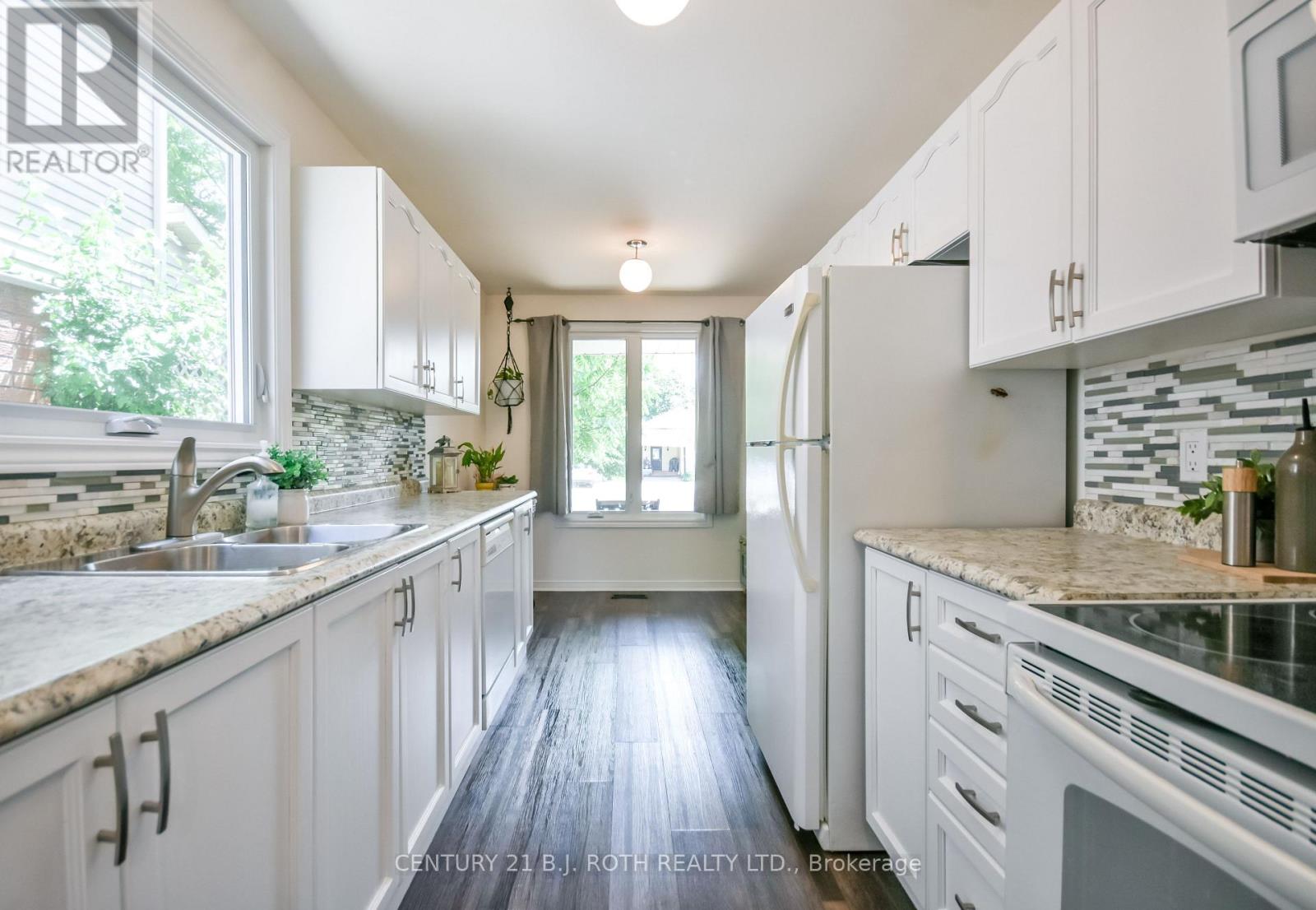 32 Patton Road, Barrie (Painswick North), Ontario  L4N 6V5 - Photo 12 - S13527864