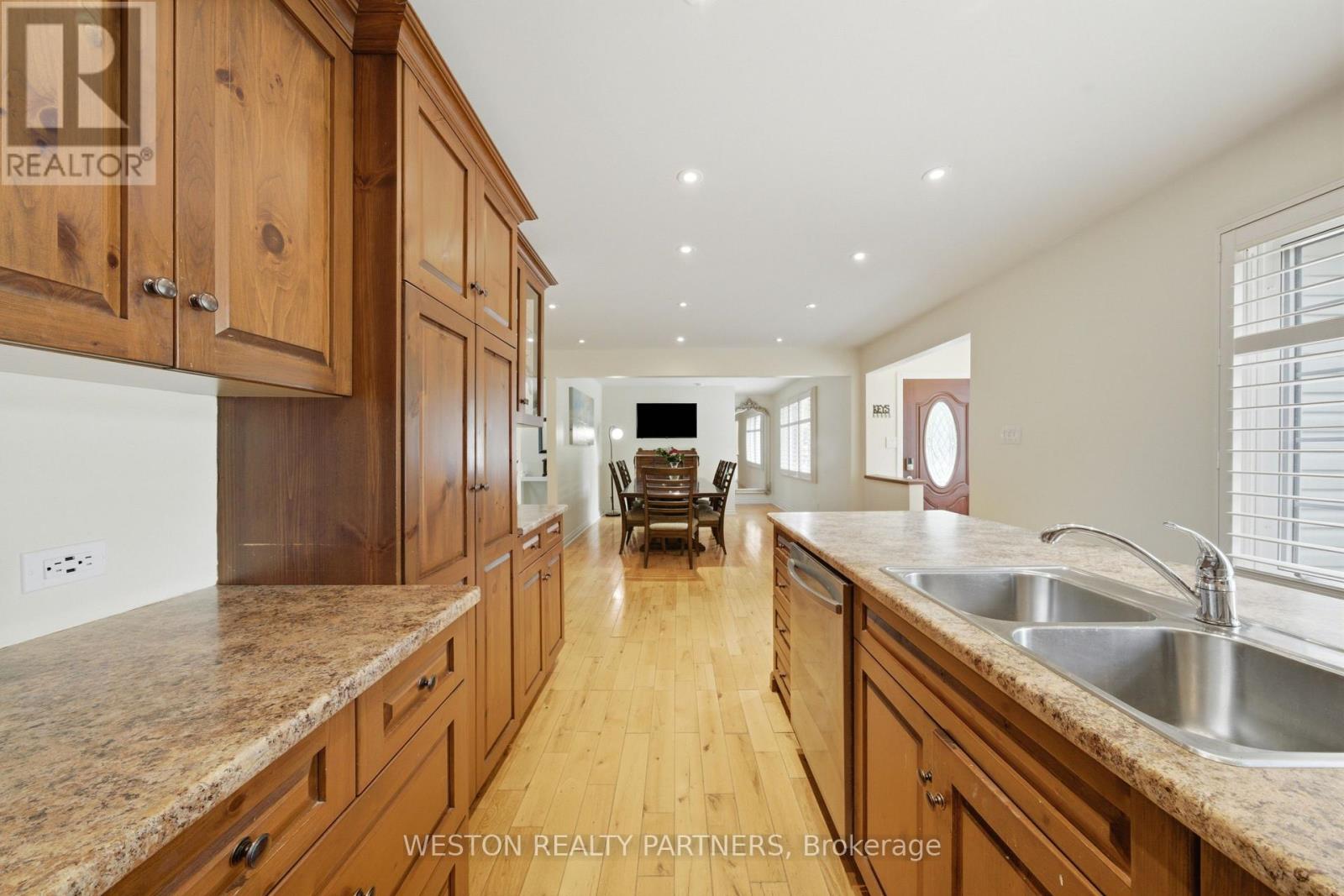 18 Ghent Street, St. Catharines (Vine/linwell), Ontario  L2N 2C6 - Photo 7 - X13527896