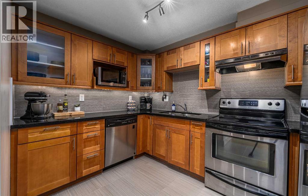 201, 1422 Centre A Street NE, Calgary, Alberta  T2E 2Z9 - Photo 11 - A2321757