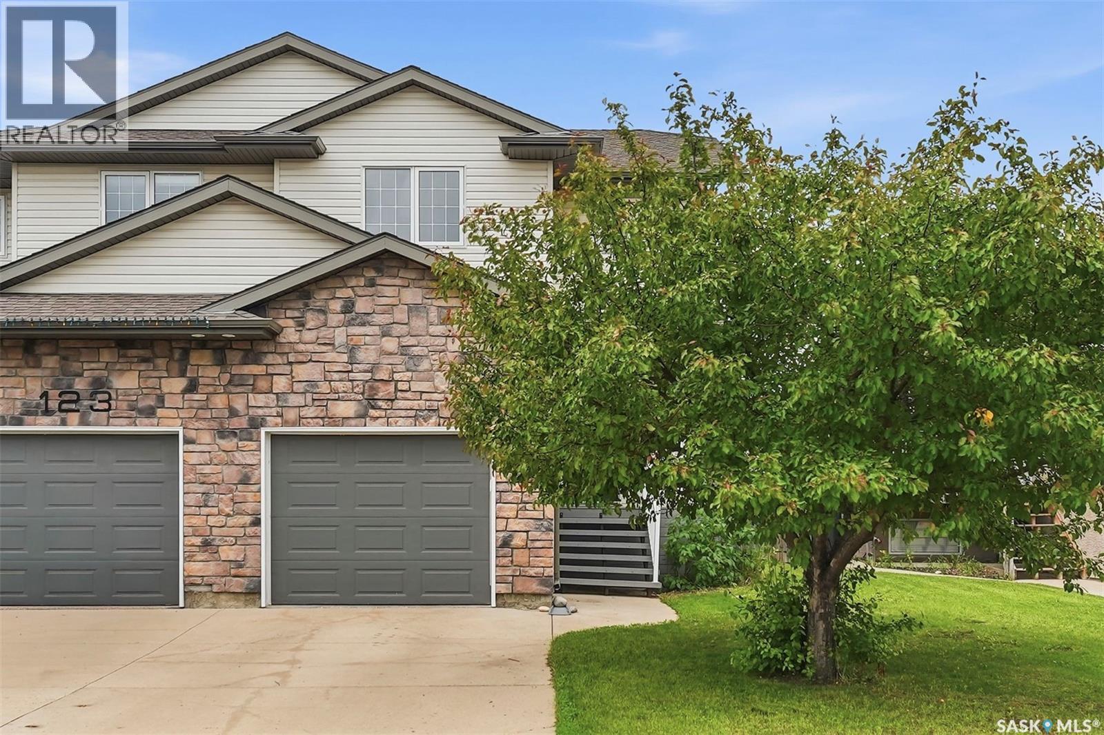 125 Meadowlark PARK, Warman