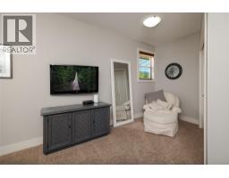 888 Hewetson Avenue, Kelowna, British Columbia  V1W 5C9 - Photo 43 - 10391856
