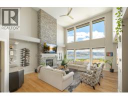 888 Hewetson Avenue, Kelowna, British Columbia  V1W 5C9 - Photo 4 - 10391856