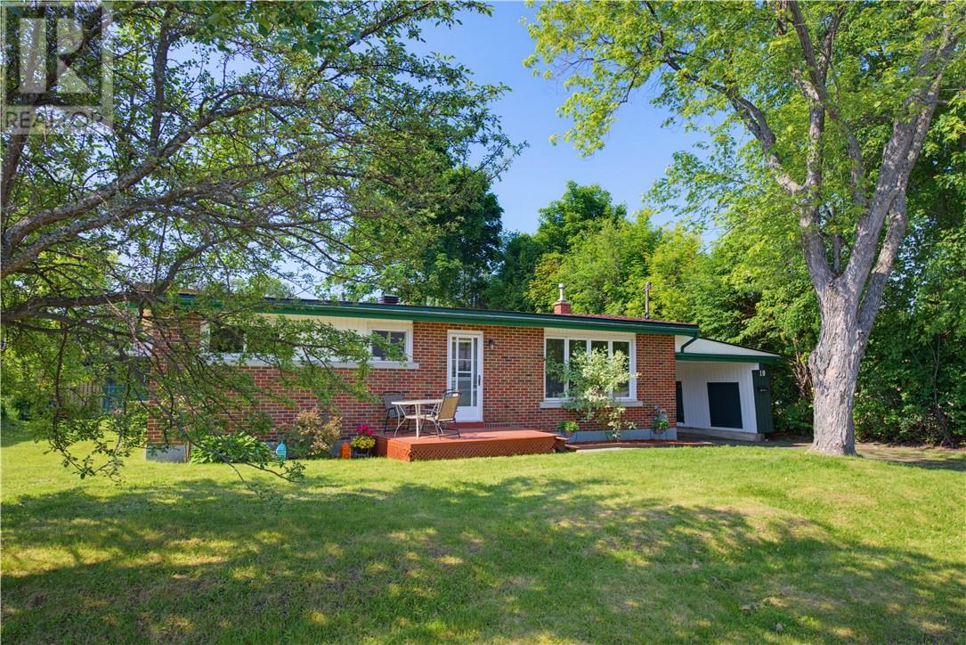 19 Norfolk Court, Greater Sudbury, Ontario  P3A 1E4 - Photo 13 - 2129014