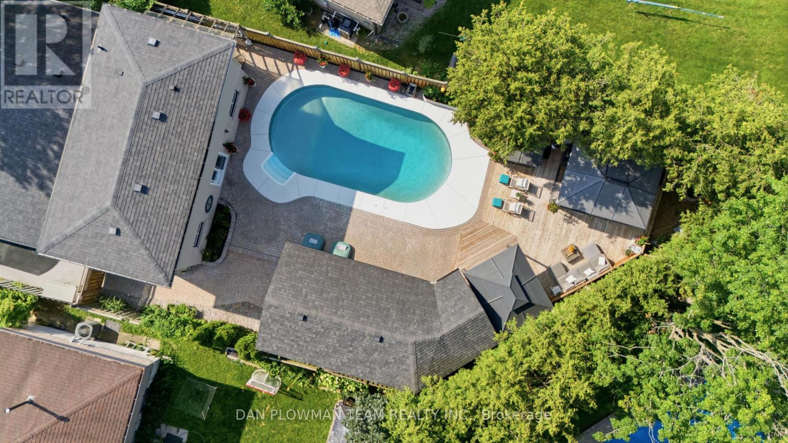 13 STRIKE AVENUE, Clarington, Ontario