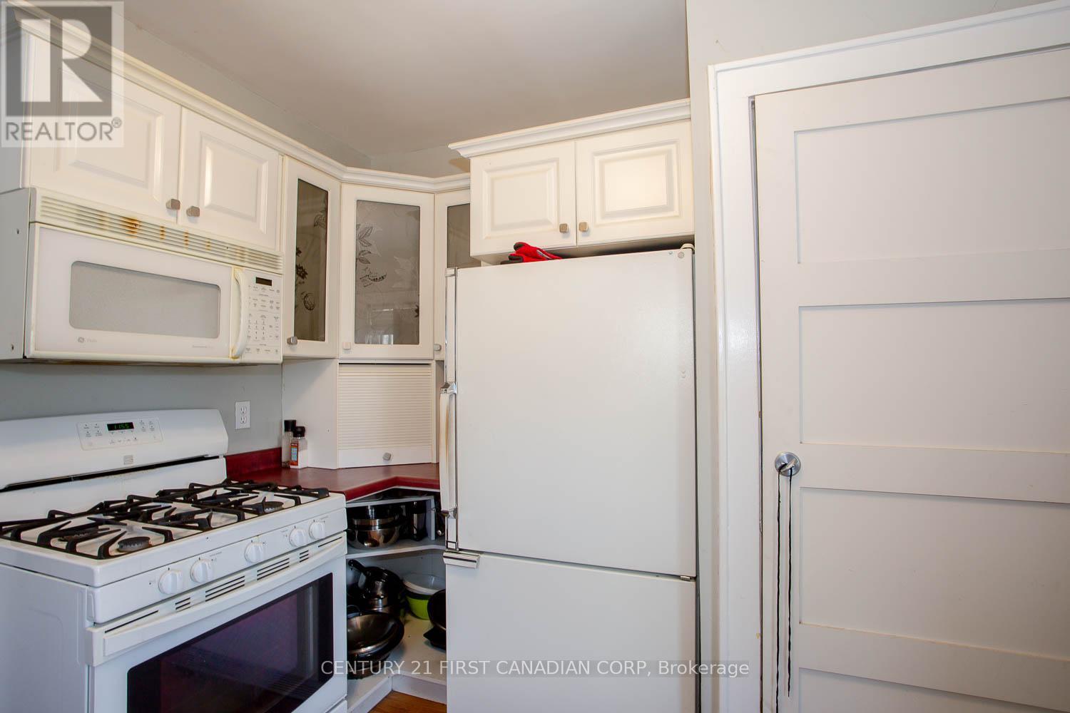 27 Wharncliffe Road S, London South, Ontario  N6J 2J5 - Photo 11 - X13528054