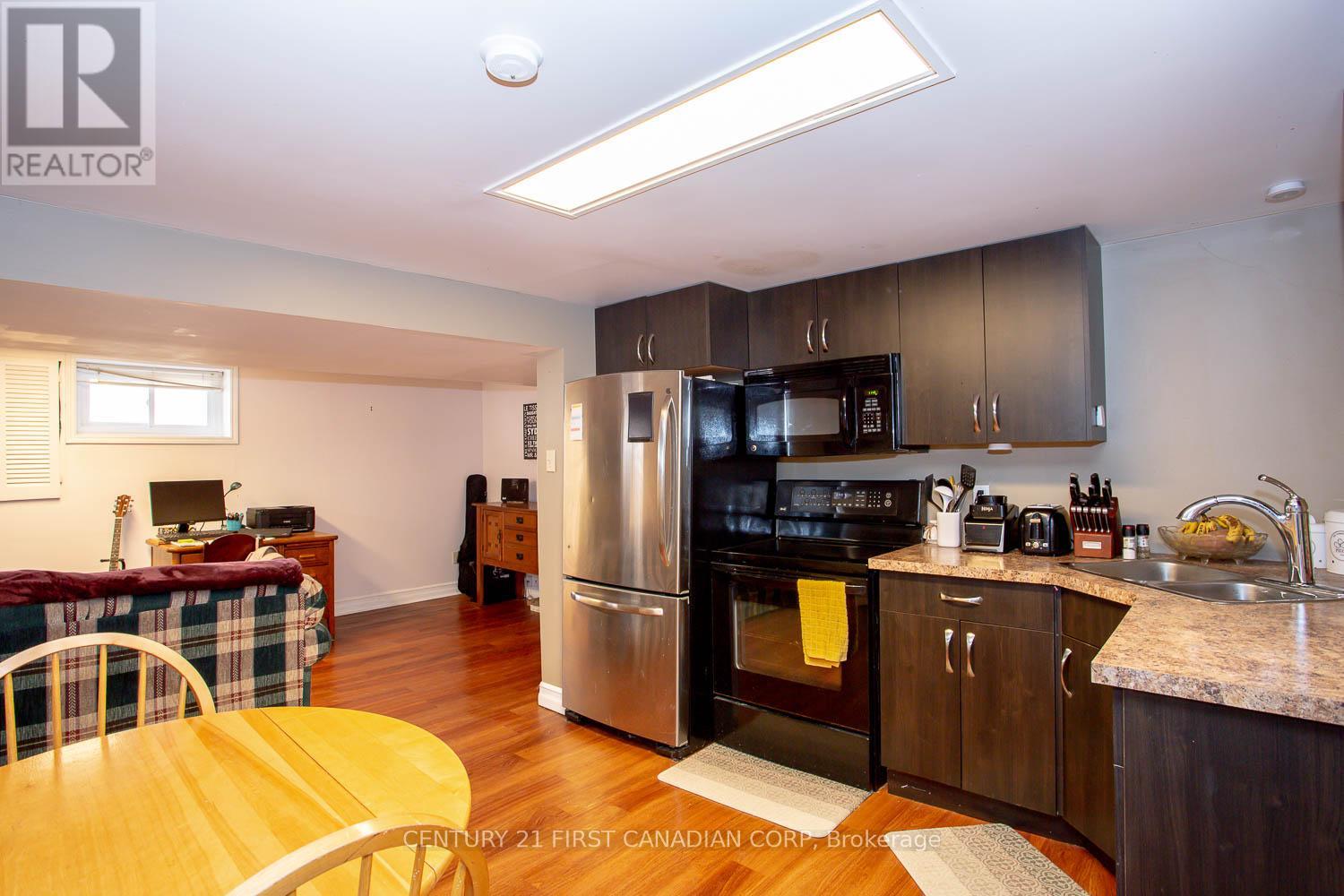27 Wharncliffe Road S, London South, Ontario  N6J 2J5 - Photo 17 - X13528054