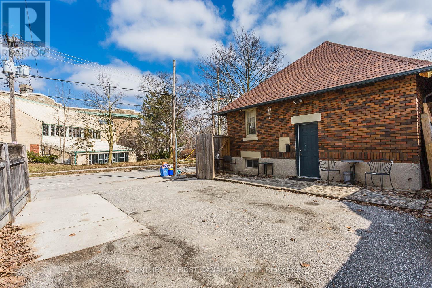 27 Wharncliffe Road S, London South, Ontario  N6J 2J5 - Photo 30 - X13528054