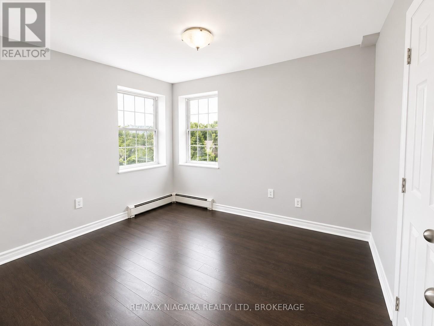 8 - 143 Westchester Crescent, St. Catharines, Ontario  L2P 2N8 - Photo 6 - X13528068
