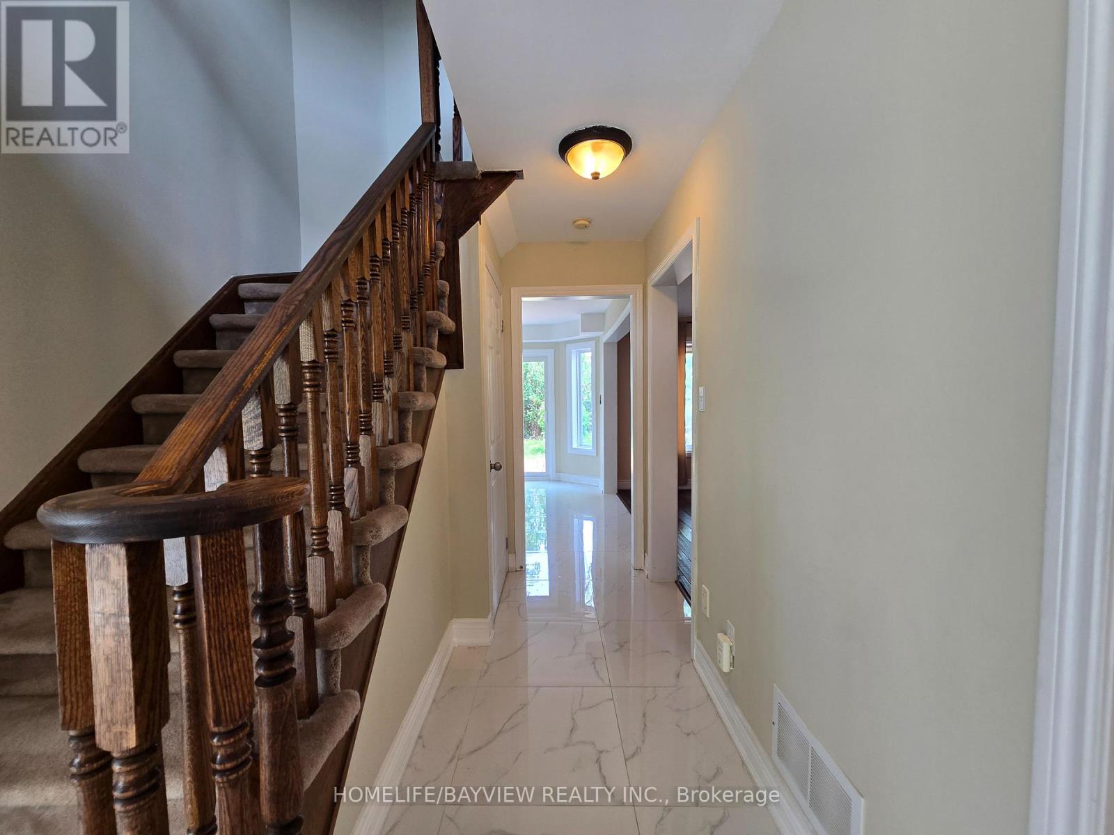 176 Humberland Drive, Richmond Hill, Ontario  L4E 3S9 - Photo 5 - N13526390