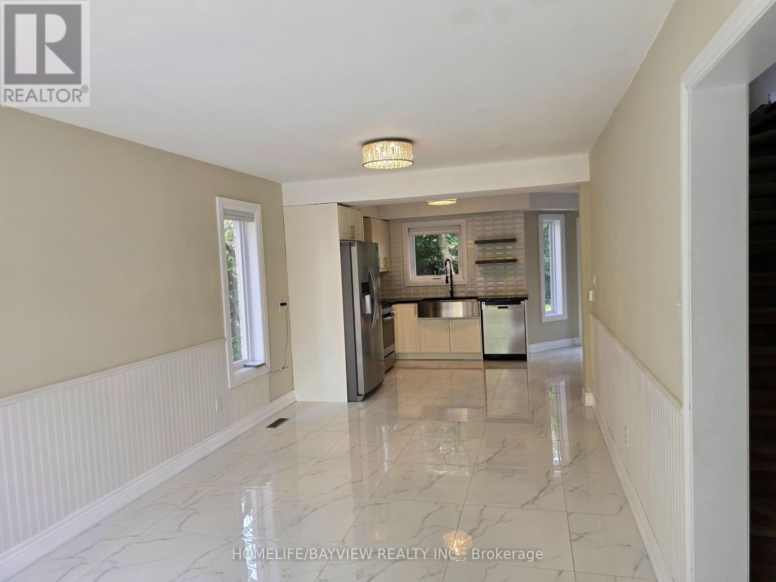 176 Humberland Drive, Richmond Hill, Ontario  L4E 3S9 - Photo 7 - N13526390