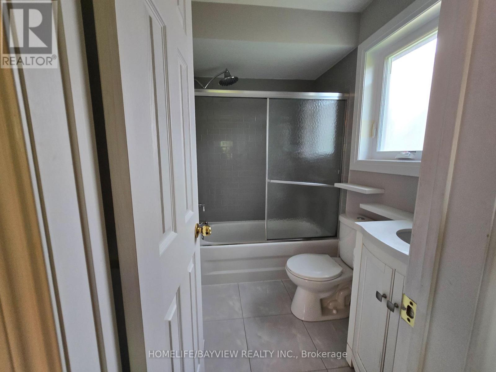 176 Humberland Drive, Richmond Hill, Ontario  L4E 3S9 - Photo 17 - N13526390