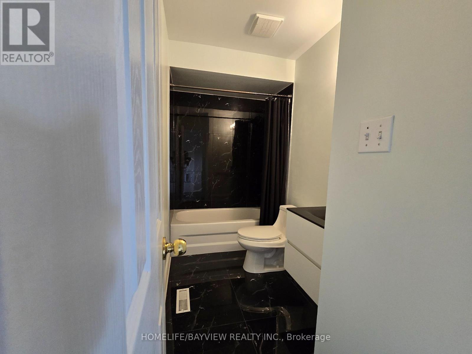 176 Humberland Drive, Richmond Hill, Ontario  L4E 3S9 - Photo 20 - N13526390