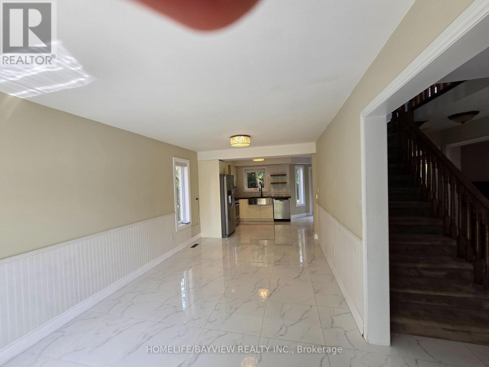 176 Humberland Drive, Richmond Hill, Ontario  L4E 3S9 - Photo 6 - N13526390