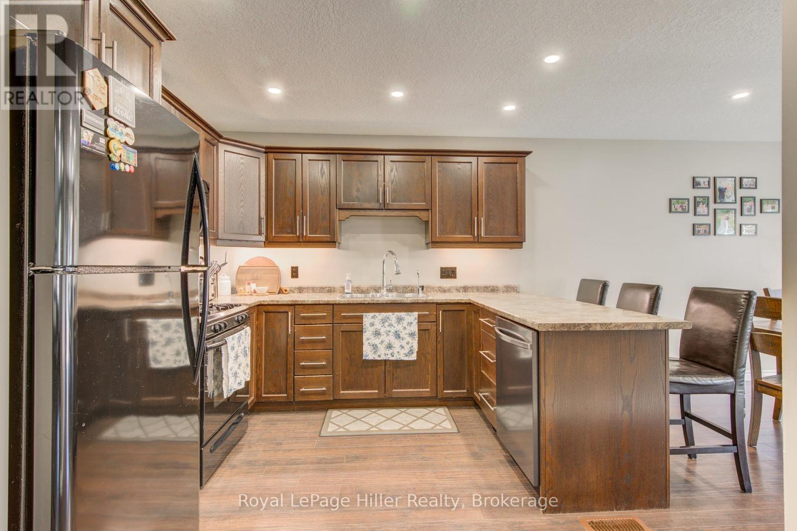 231 Southvale Road, St. Marys, Ontario N4X 0A4 - Photo 7 - X13527954