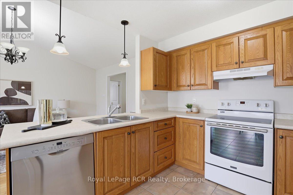 14 Parkside Street, Mapleton, Ontario  N0G 1B0 - Photo 14 - X13528240