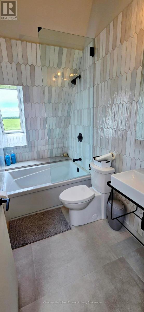 1558 Gilead Road, Prince Edward County, Ontario  K0K 1G0 - Photo 21 - X13528188