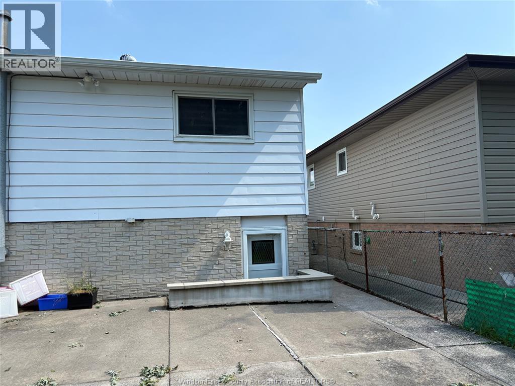 3295 Aurora, Windsor, Ontario N8R 1Y9 - Photo 22 - 26016104