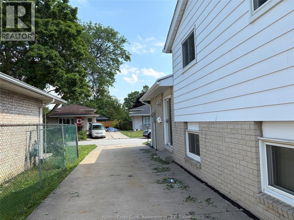3295 Aurora, Windsor, Ontario N8R 1Y9 - Photo 21 - 26016104