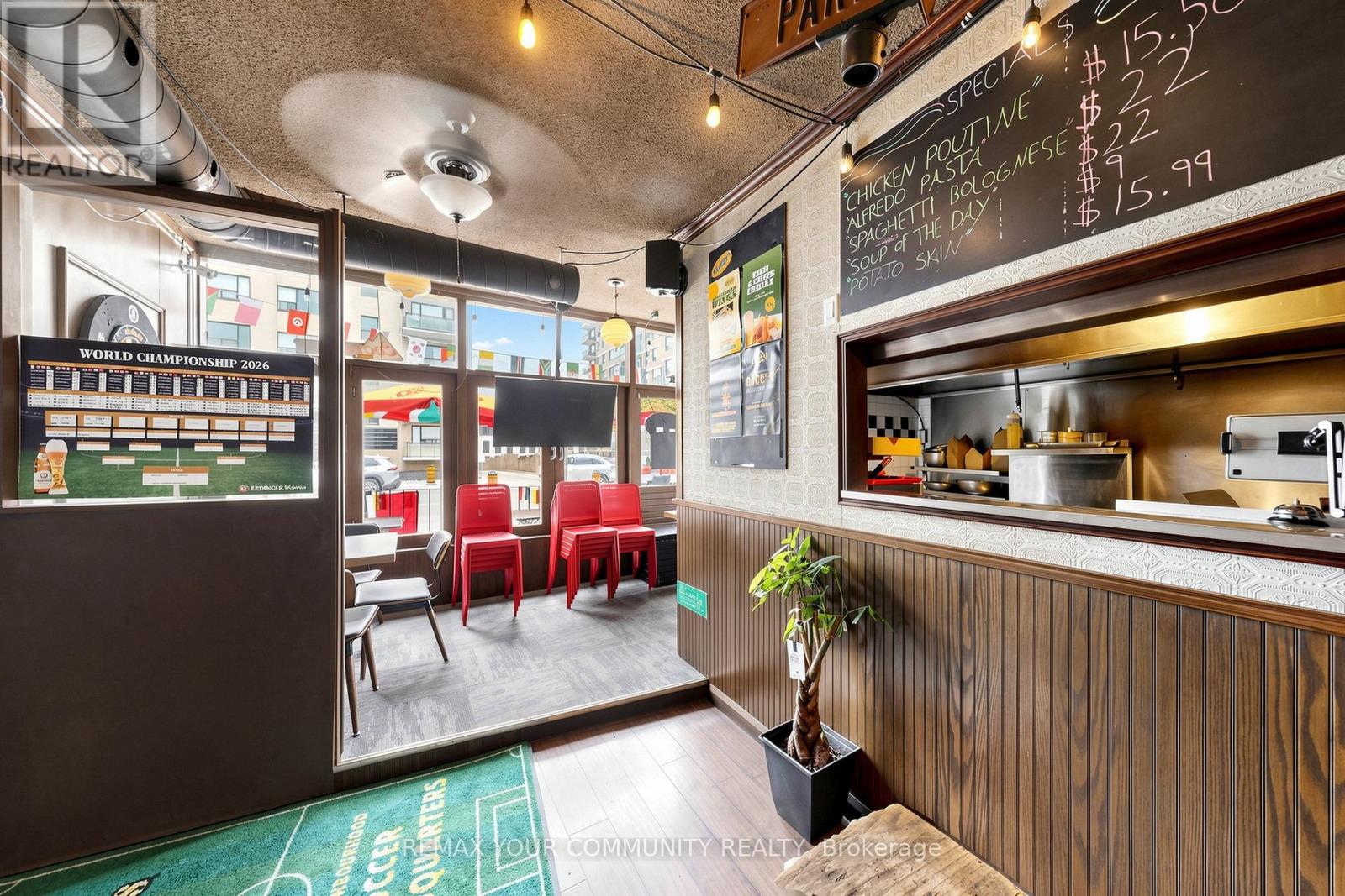 383 Eglinton Avenue E, Toronto, Ontario  M4P 1M5 - Photo 17 - C13527936