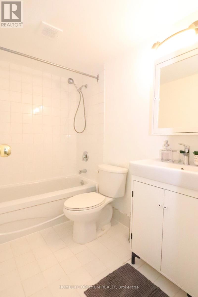 1208 - 77 Maitland Place, Toronto, Ontario  M4Y 2V6 - Photo 7 - C13527998