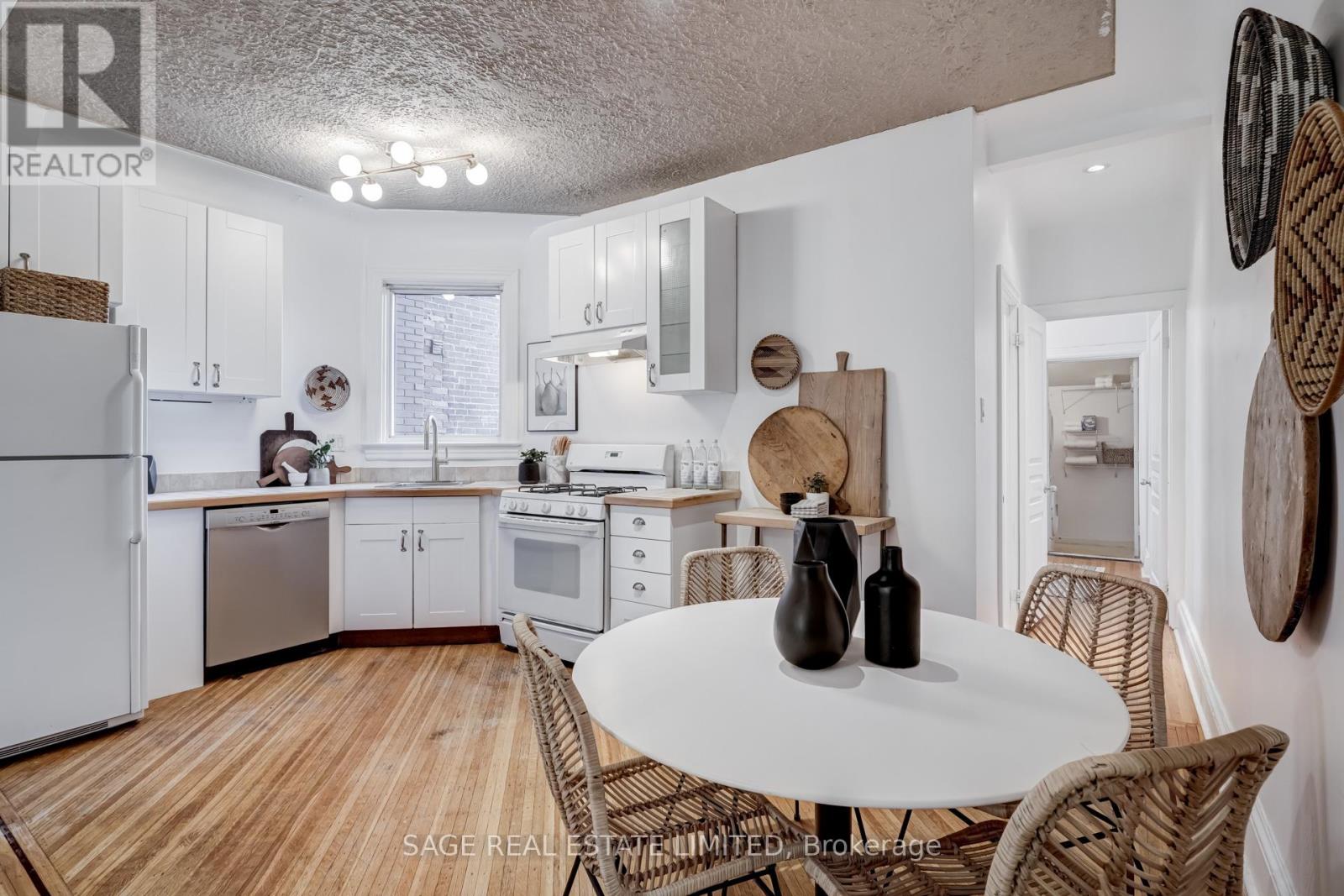 Main - 345 Markham Street, Toronto, Ontario  M6G 2K8 - Photo 11 - C13528070