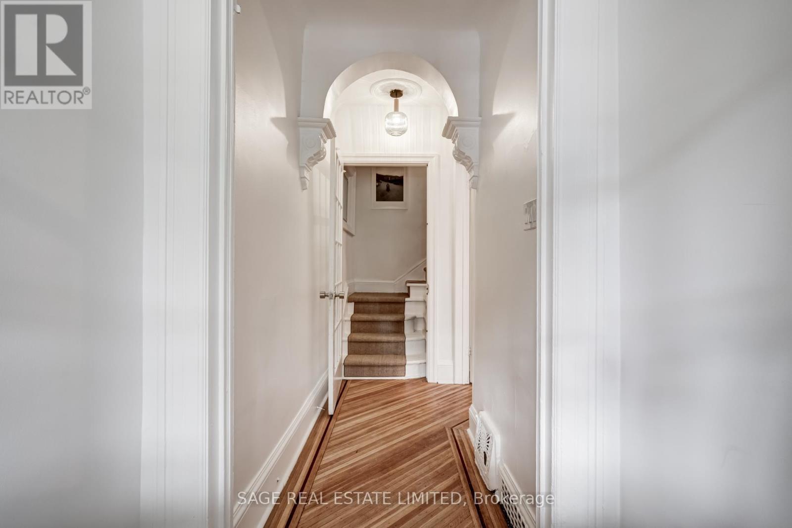 Main - 345 Markham Street, Toronto, Ontario  M6G 2K8 - Photo 4 - C13528070