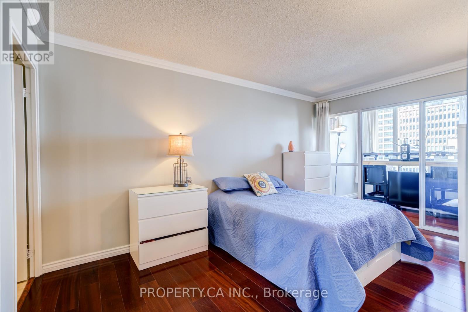 1008 - 92 King Street, Toronto, Ontario  M5C 2V8 - Photo 11 - C13528130
