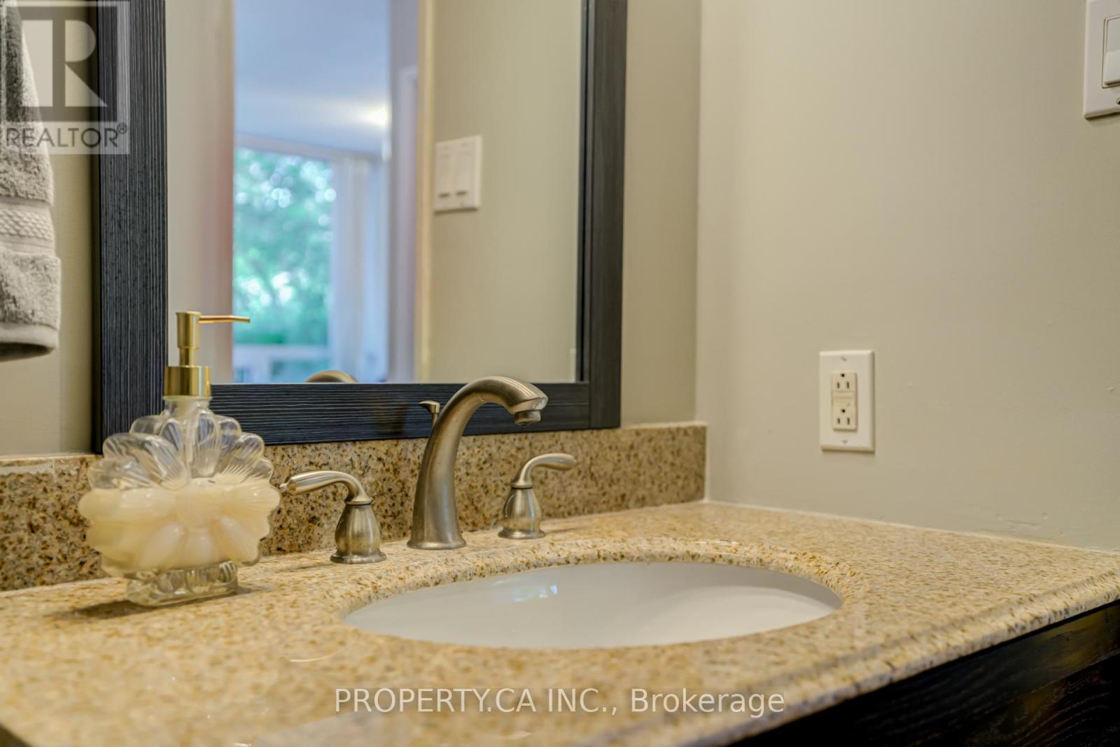 1008 - 92 King Street, Toronto, Ontario  M5C 2V8 - Photo 19 - C13528130