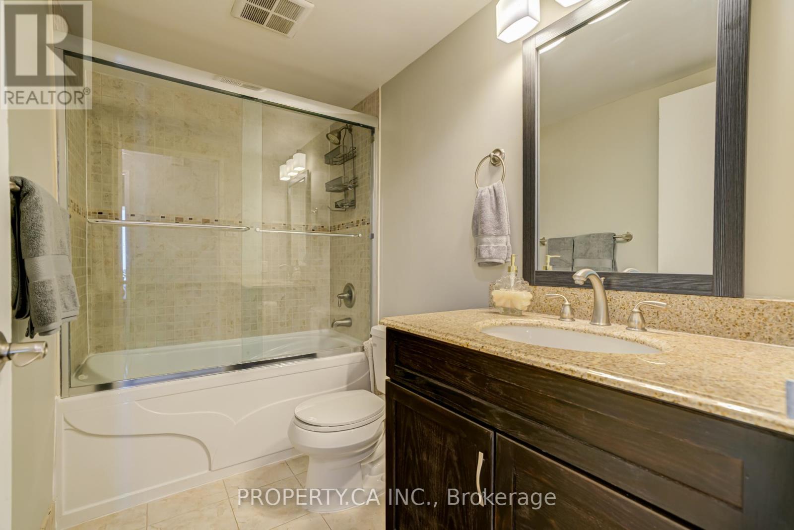 1008 - 92 King Street, Toronto, Ontario  M5C 2V8 - Photo 20 - C13528130