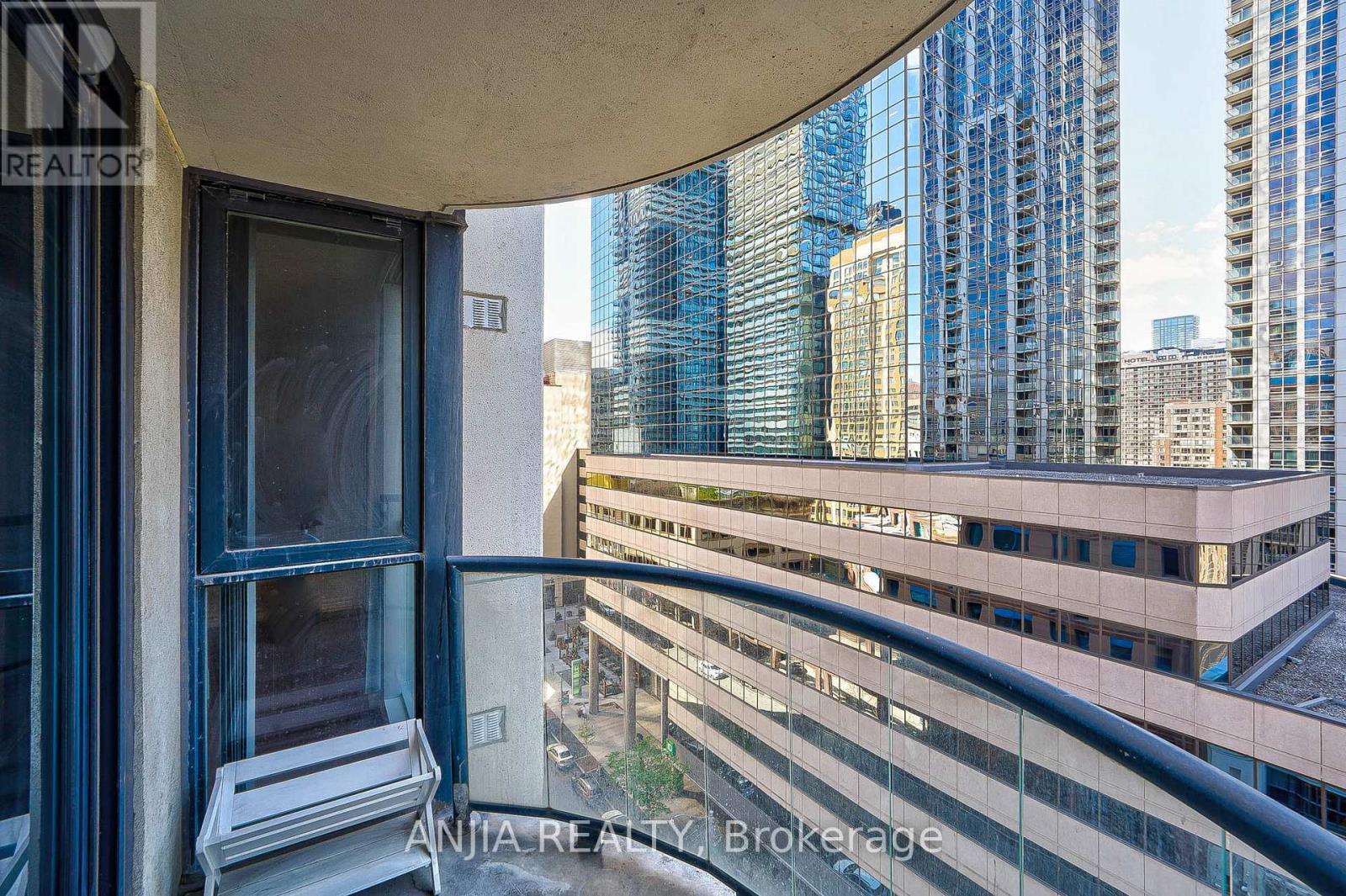 1502 - 801 Bay Street, Toronto, Ontario  M5S 1Y9 - Photo 25 - C13528162
