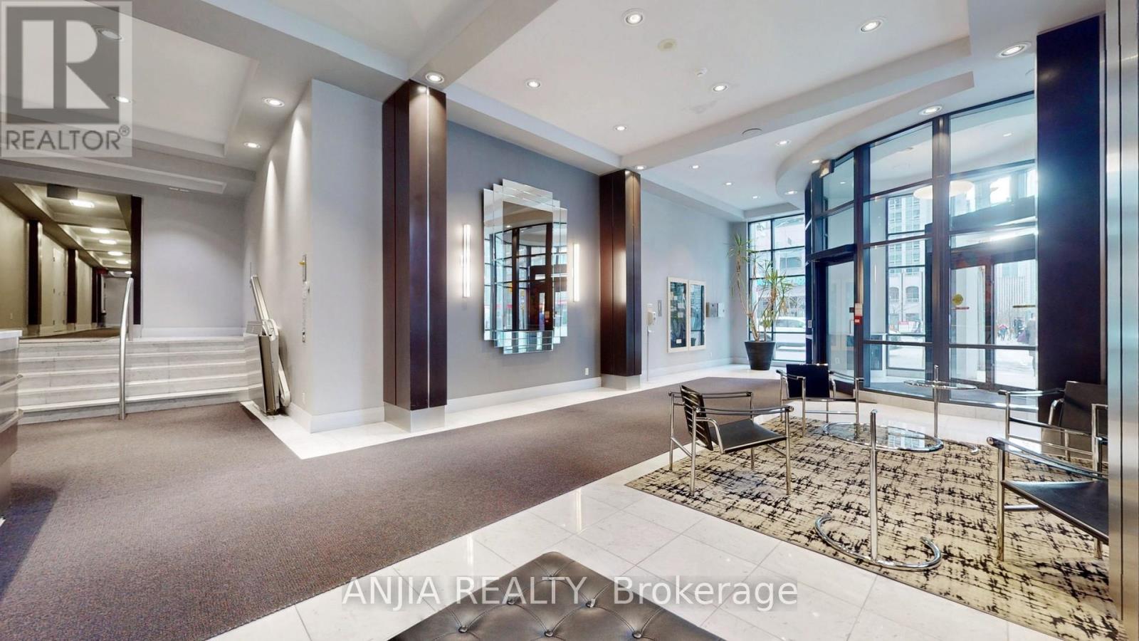 1502 - 801 Bay Street, Toronto, Ontario  M5S 1Y9 - Photo 3 - C13528162