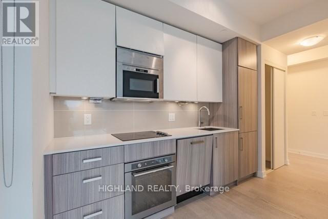 1307 - 17 Dundonald Street, Toronto, Ontario  M4Y 1K3 - Photo 6 - C13528228