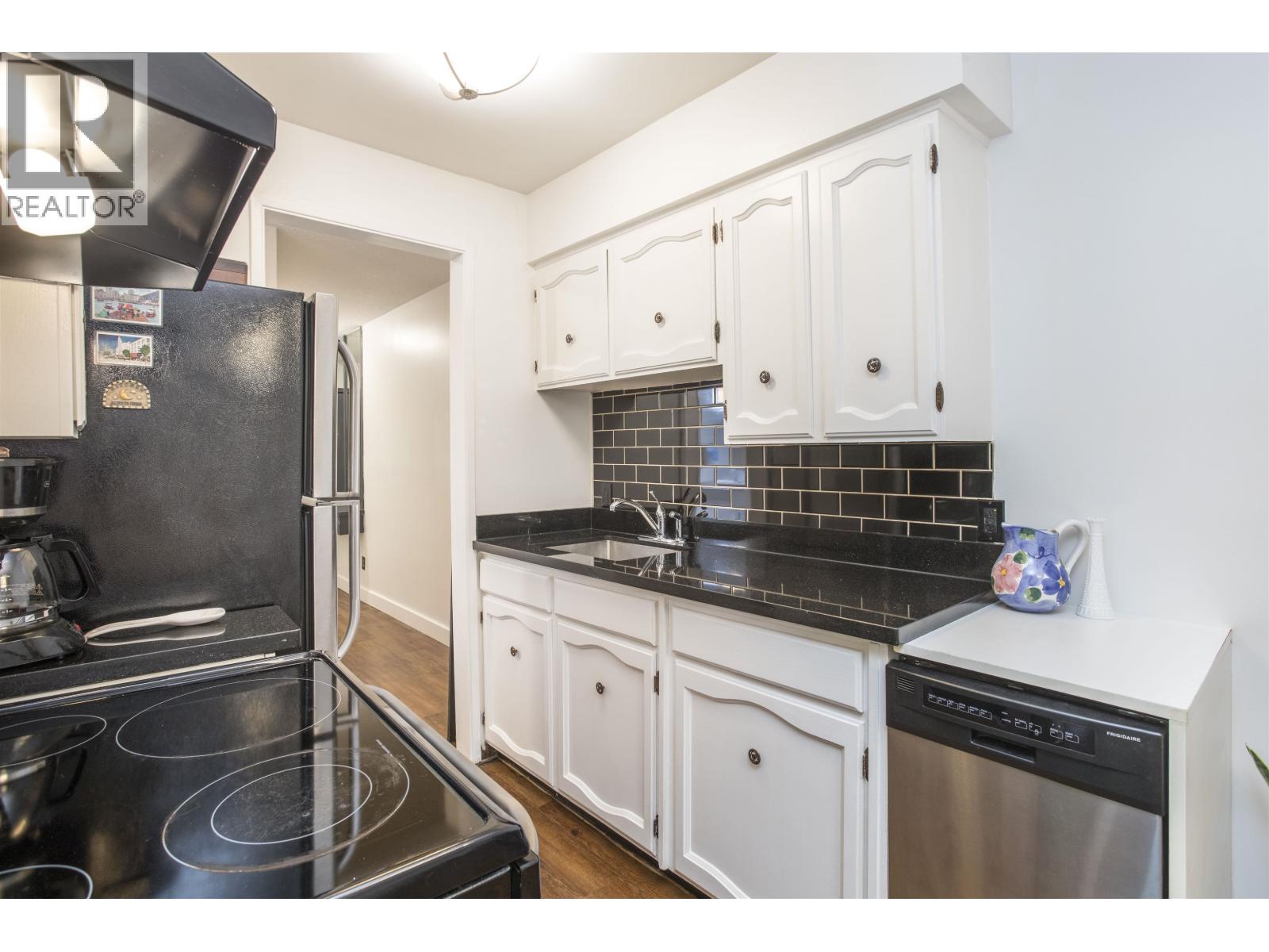 102 1515 E 5th Avenue, Vancouver, British Columbia V5N 1L6 - Photo 9 - R3141253