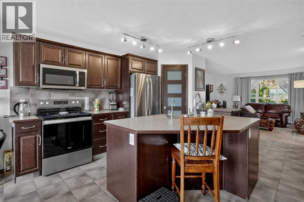 123 Silverado Plains Circle SW, Calgary, Alberta  T2X 0G5 - Photo 6 - A2310085