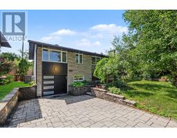 1034 WALKLEY ROAD, Ottawa, Ontario