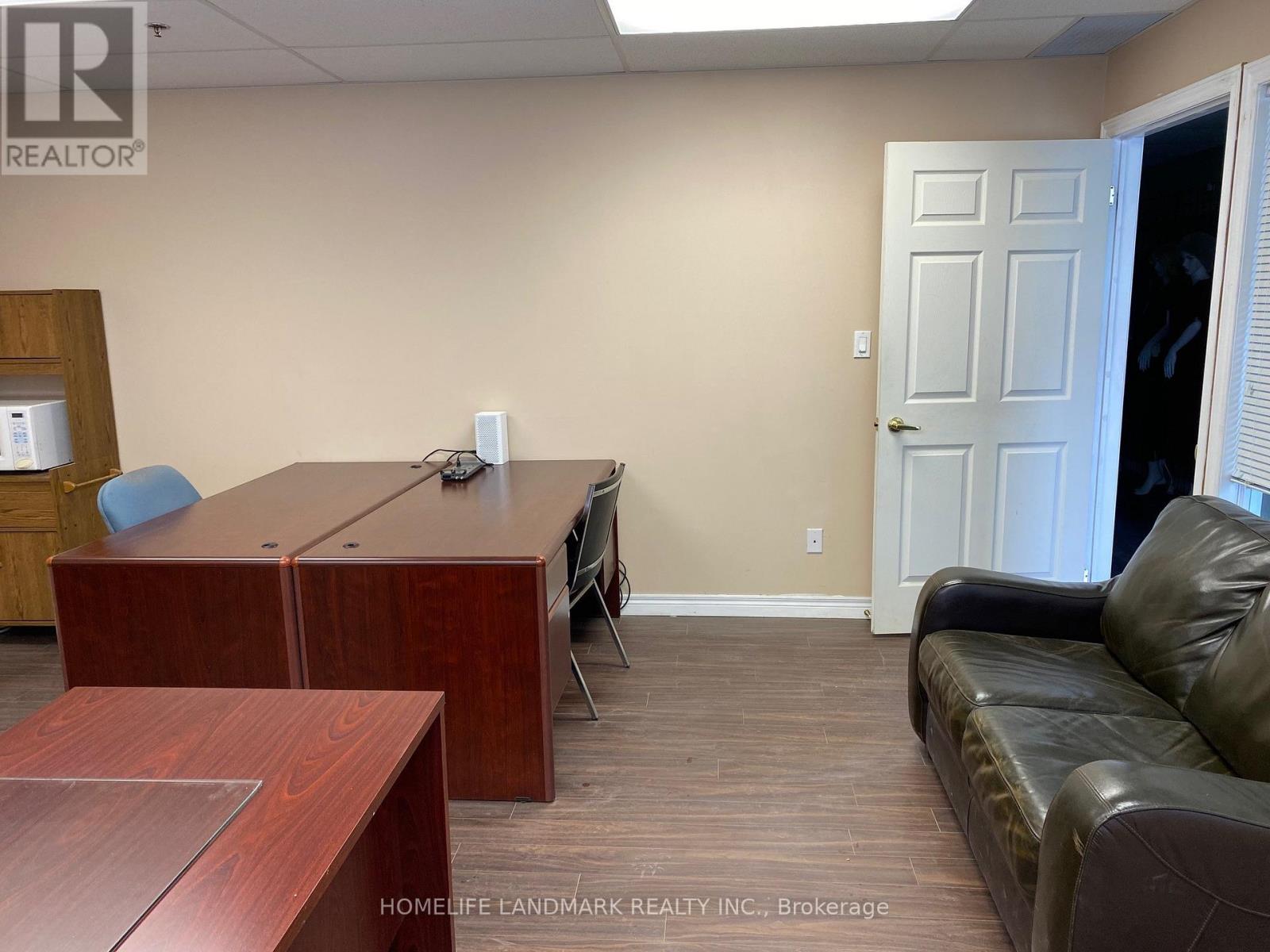 18 - 60 West Wilmot Street, Richmond Hill, Ontario  L4B 1M6 - Photo 3 - N13528000