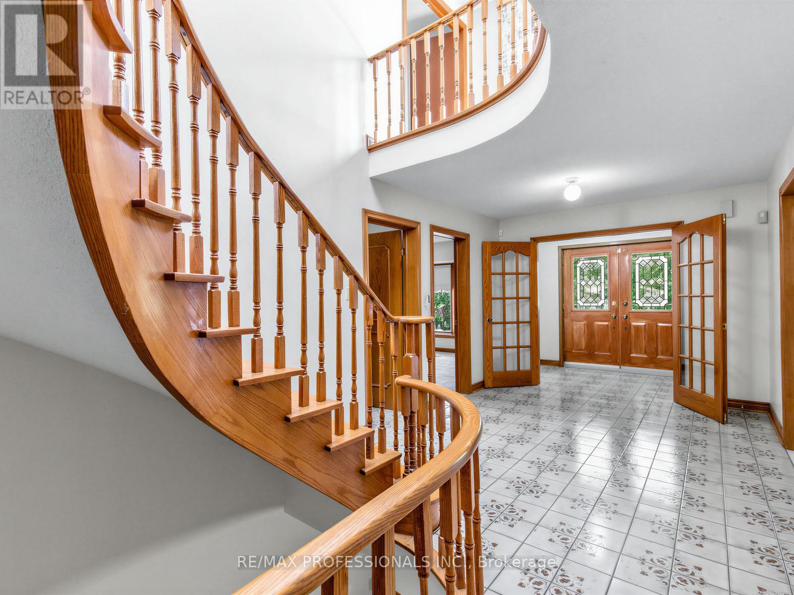 157 Coon's Road, Richmond Hill, Ontario  L4E 2P7 - Photo 5 - N13528172