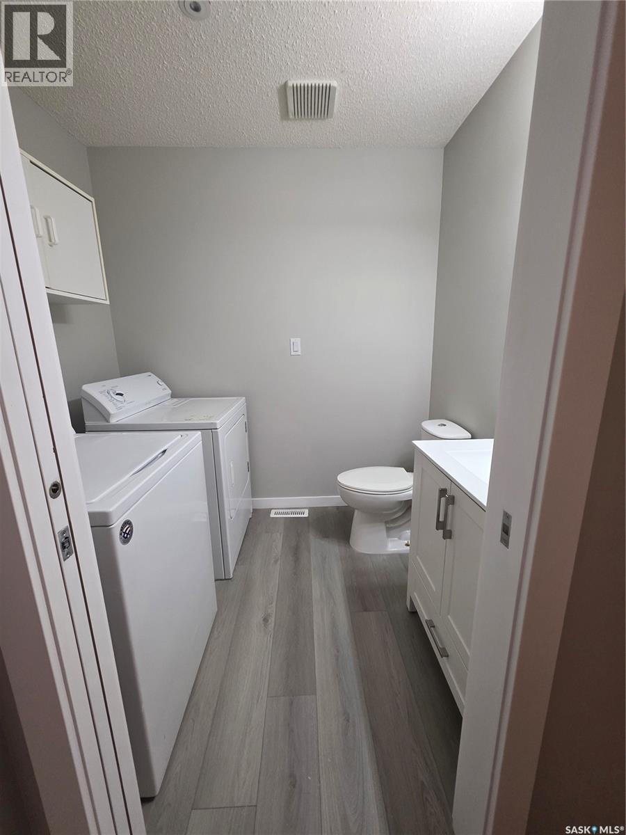 B 1159 Taisey Crescent, Estevan, Saskatchewan  S4A 2S8 - Photo 10 - SK041615