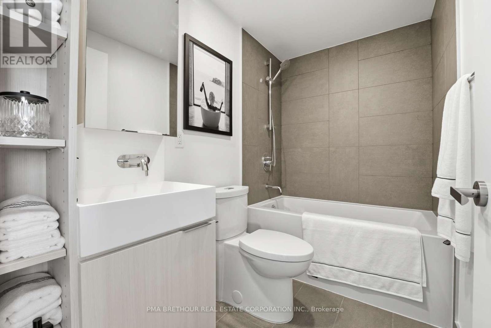 1901 - 370 Martha Street, Burlington, Ontario  L7R 0G9 - Photo 8 - W13528008