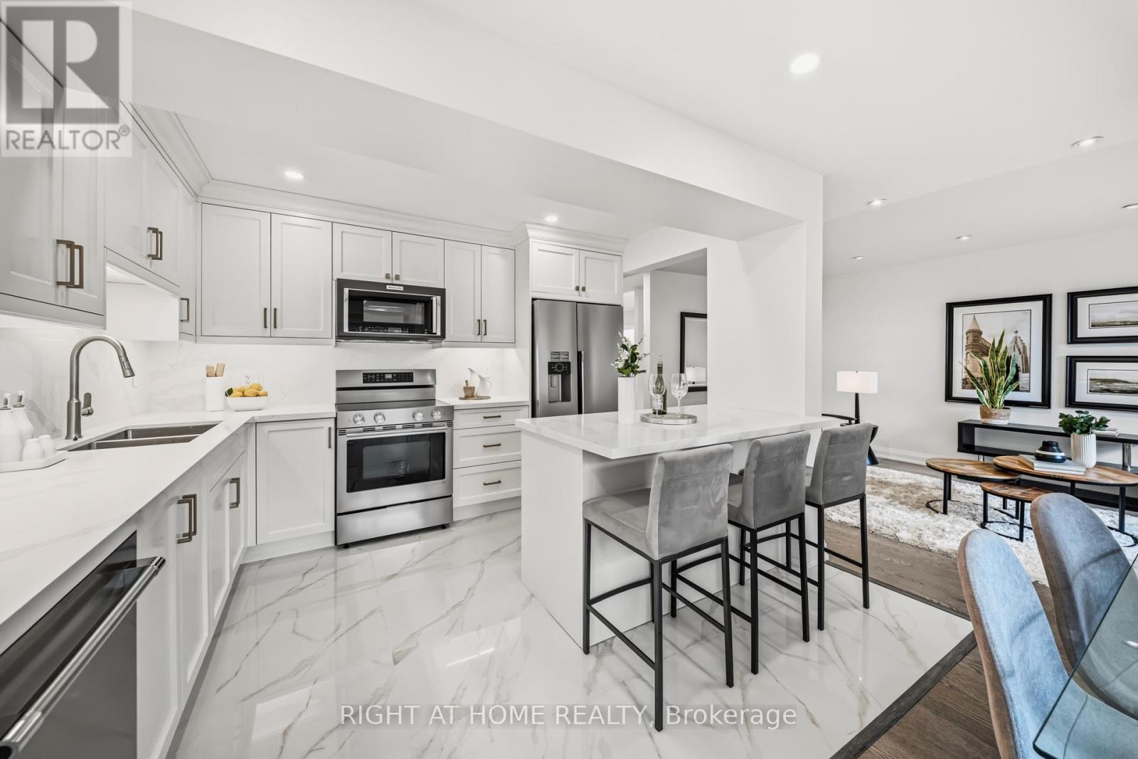 19 - 3079 Fifth Line W, Mississauga, Ontario L5L 3T1 - Photo 10 - W13528066