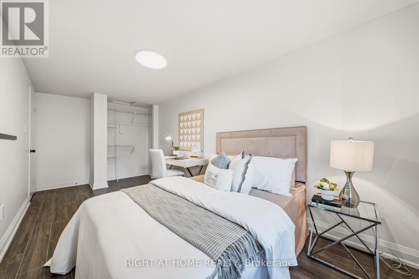 19 - 3079 Fifth Line W, Mississauga, Ontario L5L 3T1 - Photo 22 - W13528066