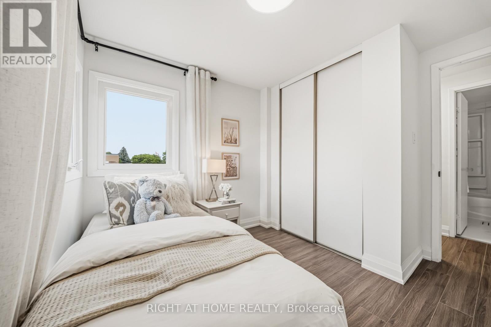 19 - 3079 Fifth Line W, Mississauga, Ontario L5L 3T1 - Photo 27 - W13528066