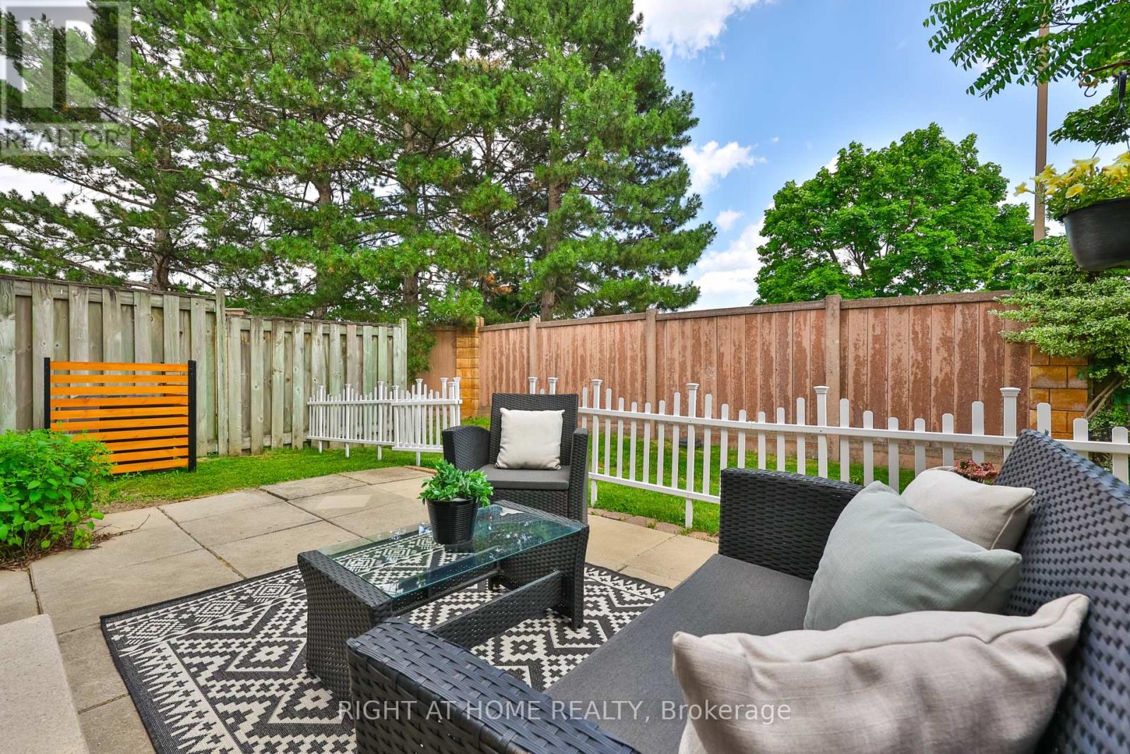 19 - 3079 Fifth Line W, Mississauga, Ontario L5L 3T1 - Photo 37 - W13528066