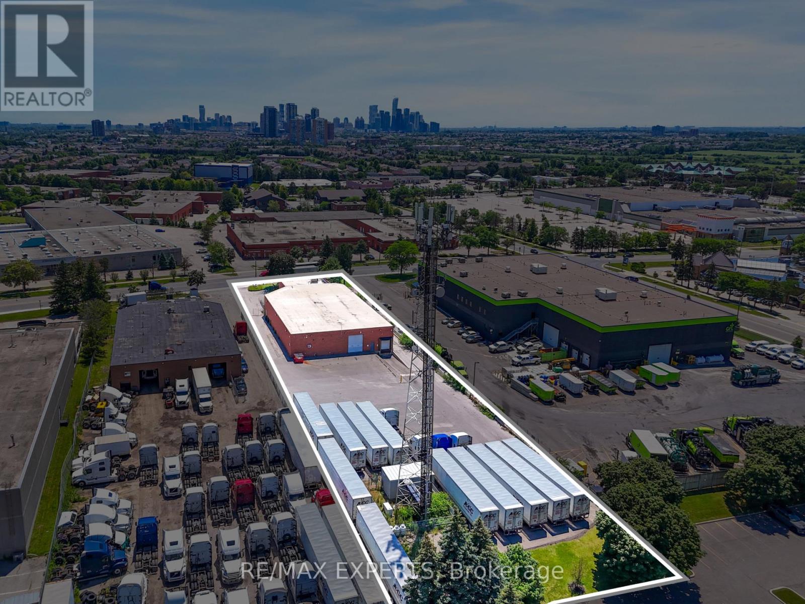 135 Watline Avenue, Mississauga, Ontario L4Z 1P2 - Photo 11 - W13528148