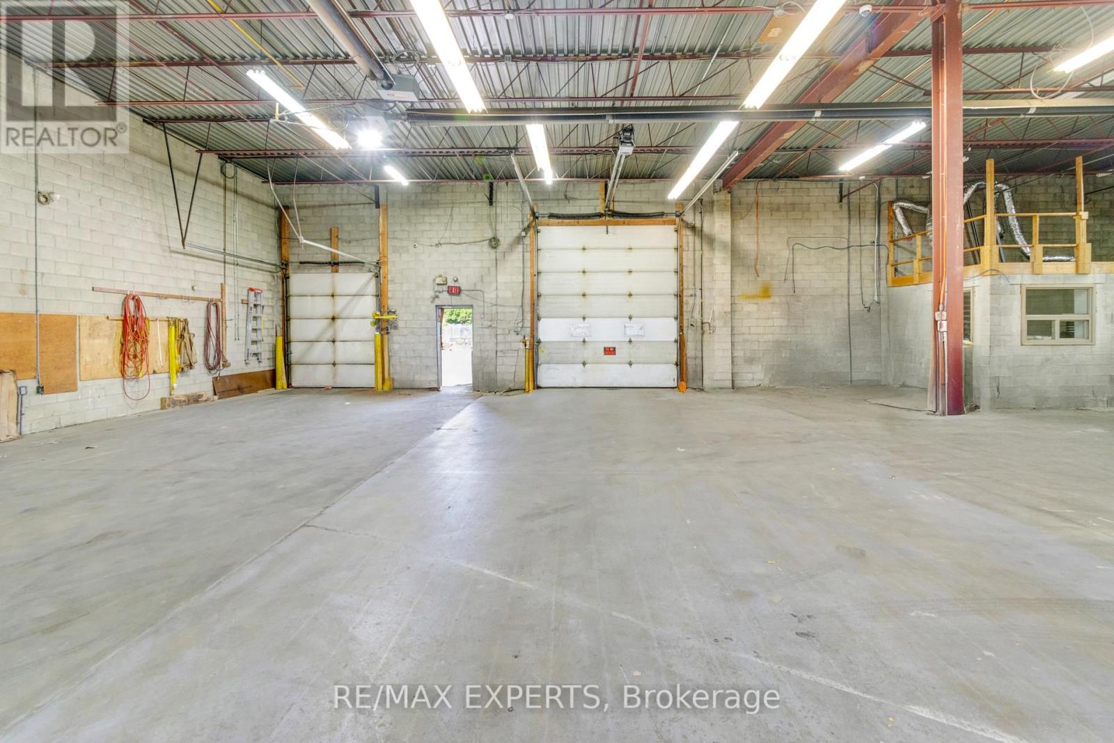 135 Watline Avenue, Mississauga, Ontario L4Z 1P2 - Photo 22 - W13528148