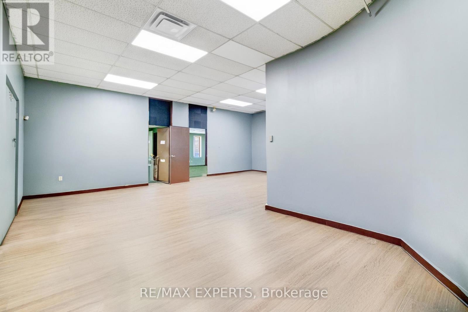 135 Watline Avenue, Mississauga, Ontario L4Z 1P2 - Photo 35 - W13528148