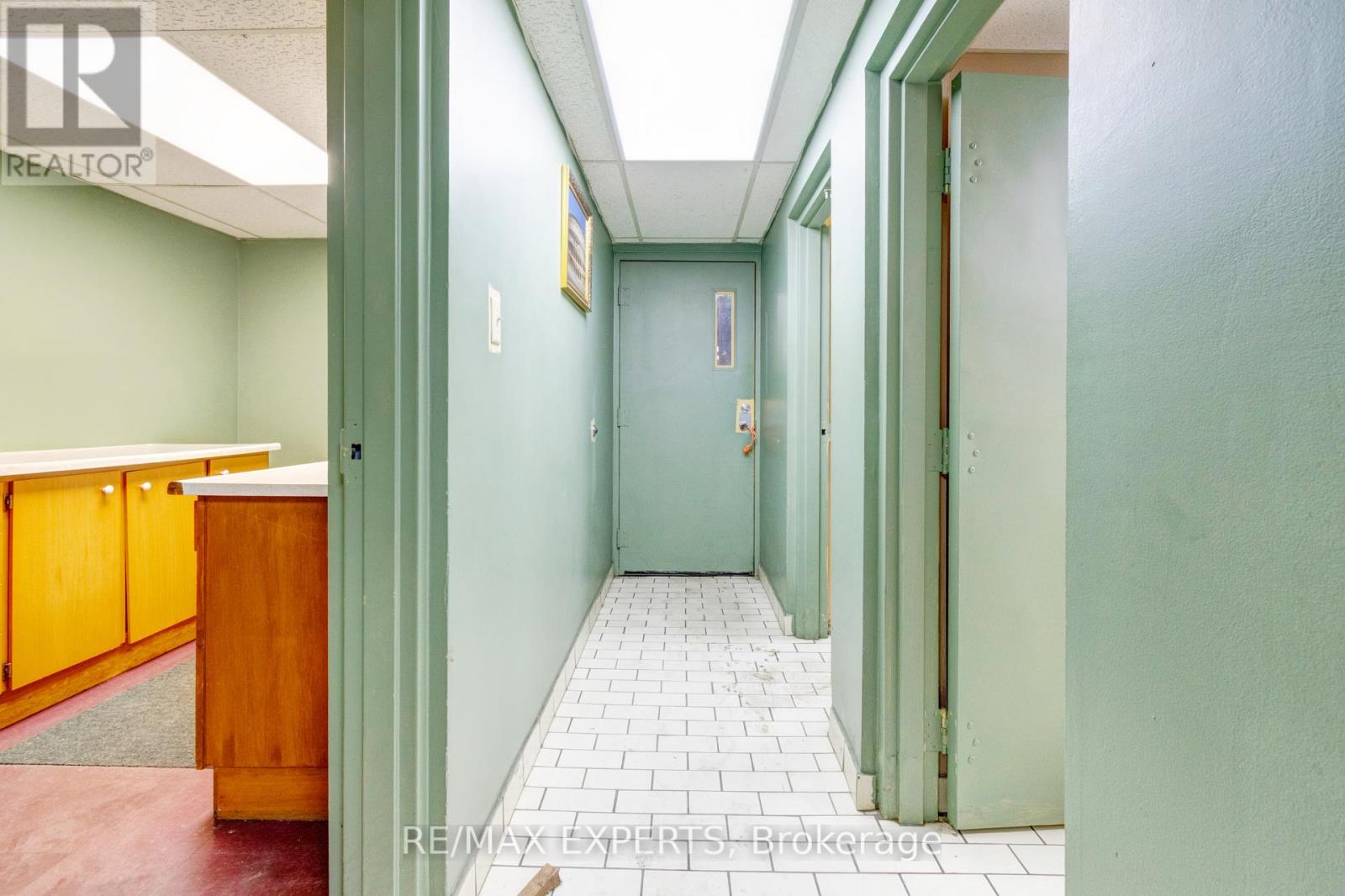 135 Watline Avenue, Mississauga, Ontario L4Z 1P2 - Photo 39 - W13528148