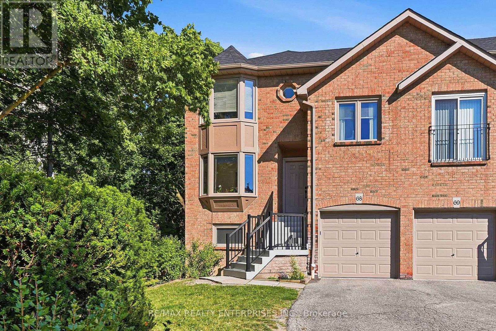 68 - 4635 REGENTS TERRACE Mississauga (Hurontario) Ontario Canada L5R1X6