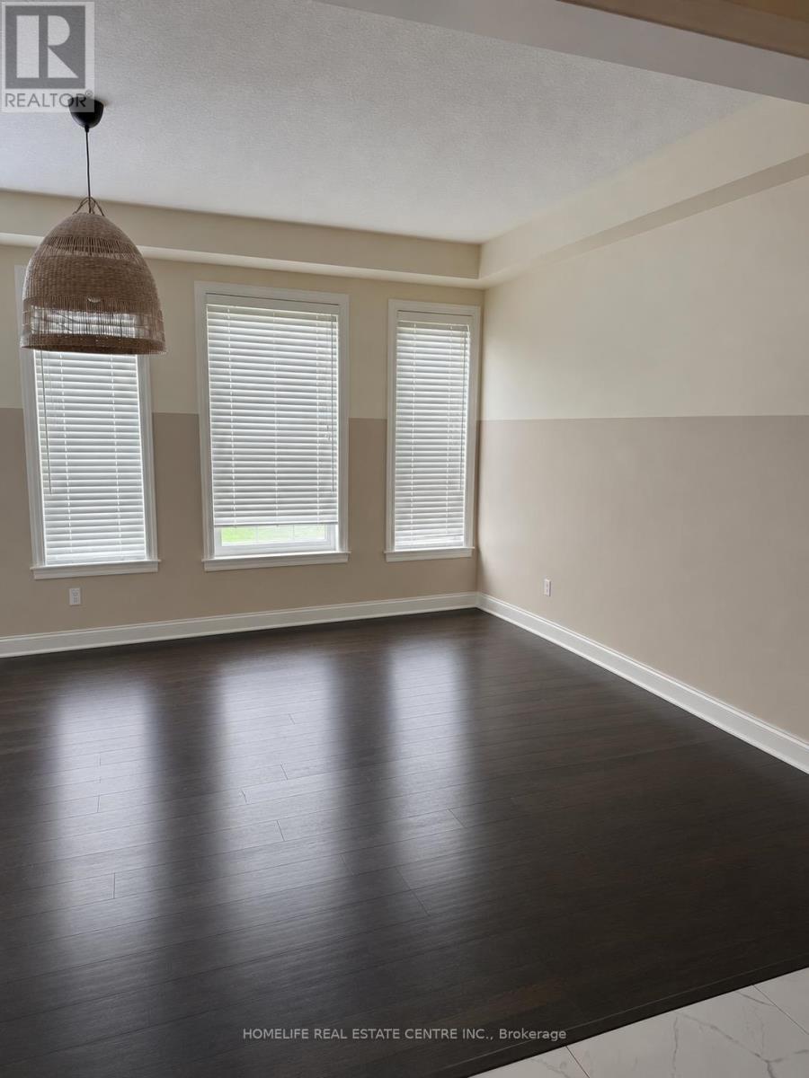 4492 Eclipse Way, Niagara Falls, Ontario  L2G 0X4 - Photo 5 - X13528120