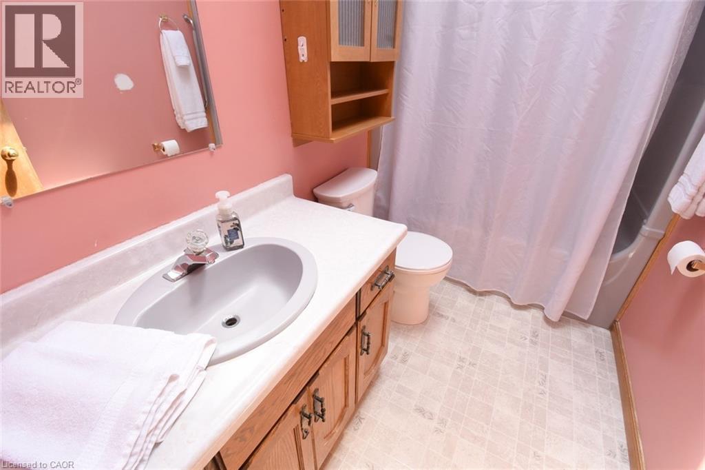 32 Mcmaster Drive, Caledonia, Ontario  N3W 1H5 - Photo 27 - 40842257